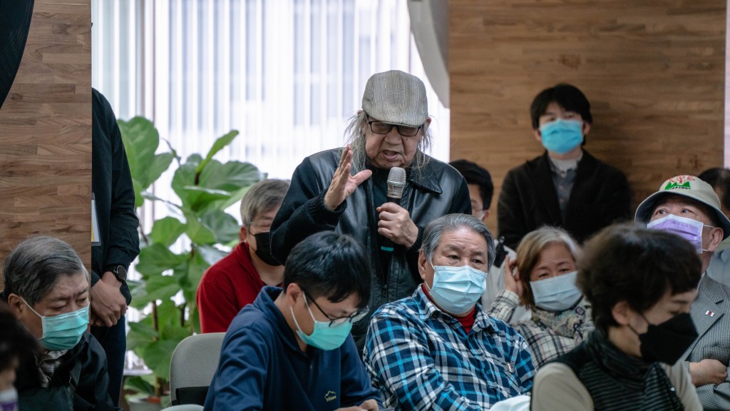 政治受難者林樹枝前輩現場提問。